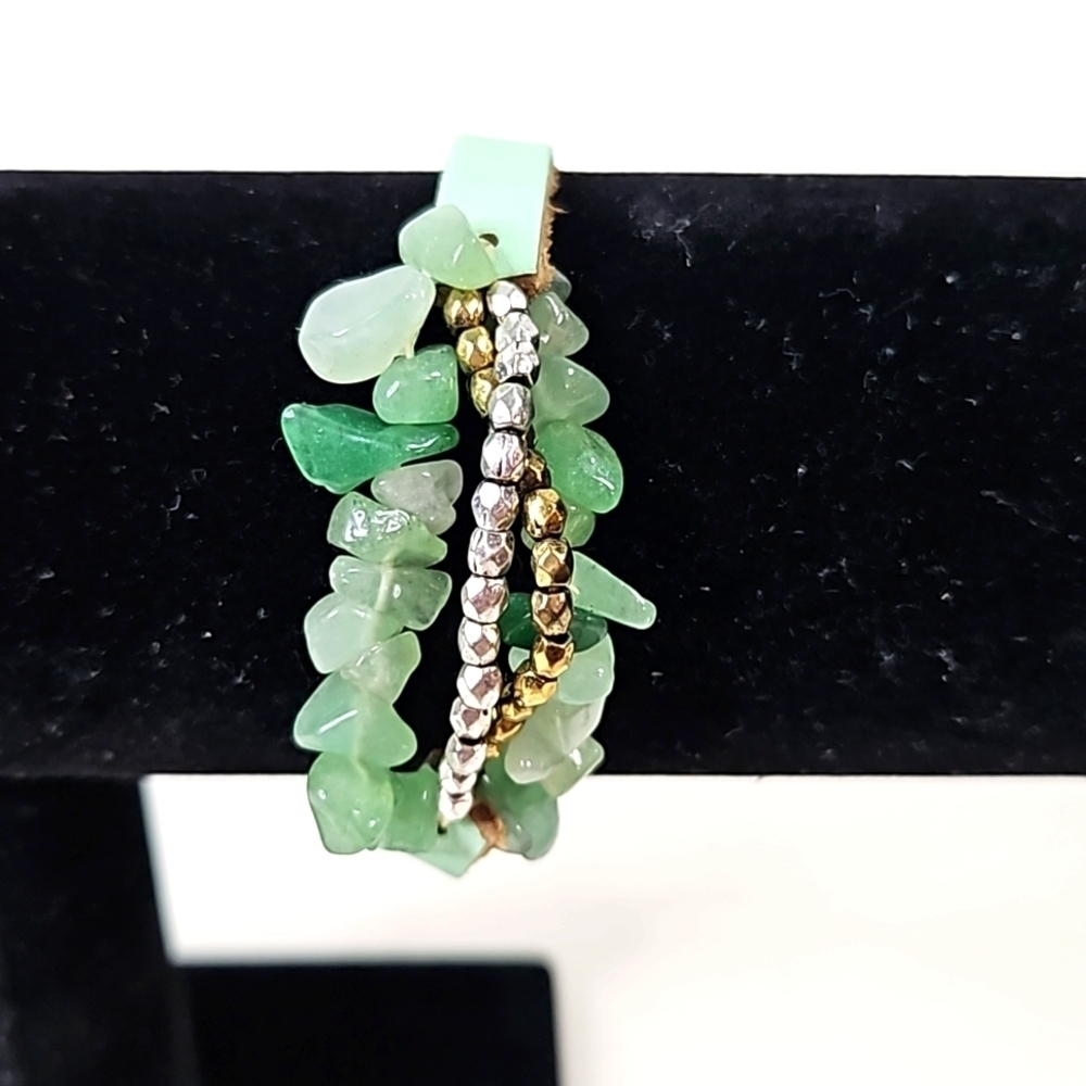 Green Leather & Stone Stretch Bracelet